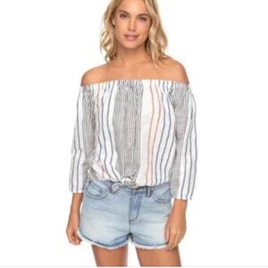Roxy crossing stripes off the shoulder top Womens medium
